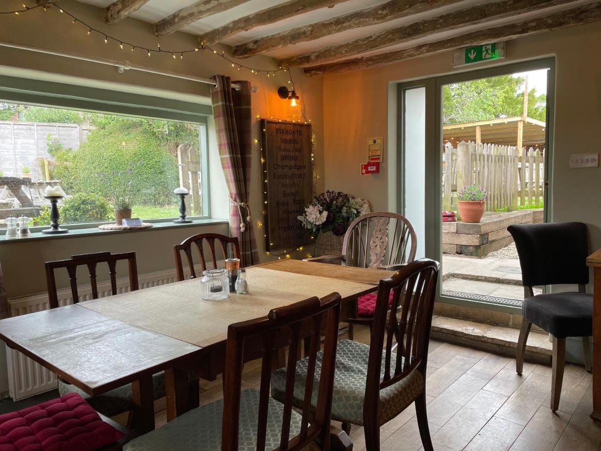 הורשאם The Windmill Inn מראה חיצוני תמונה