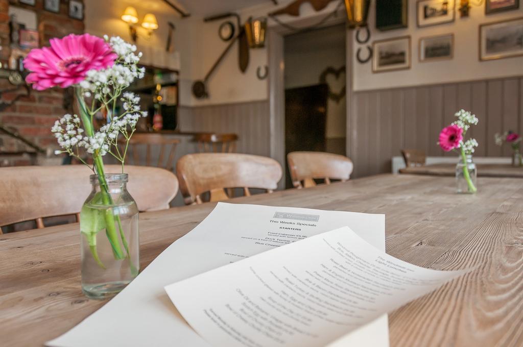הורשאם The Windmill Inn מראה חיצוני תמונה