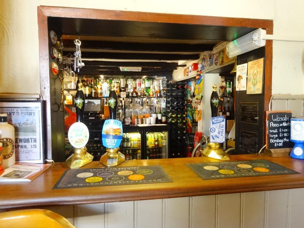 הורשאם The Windmill Inn מראה חיצוני תמונה